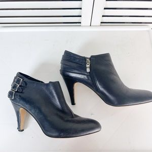 Vince Camuto Velika leather booties